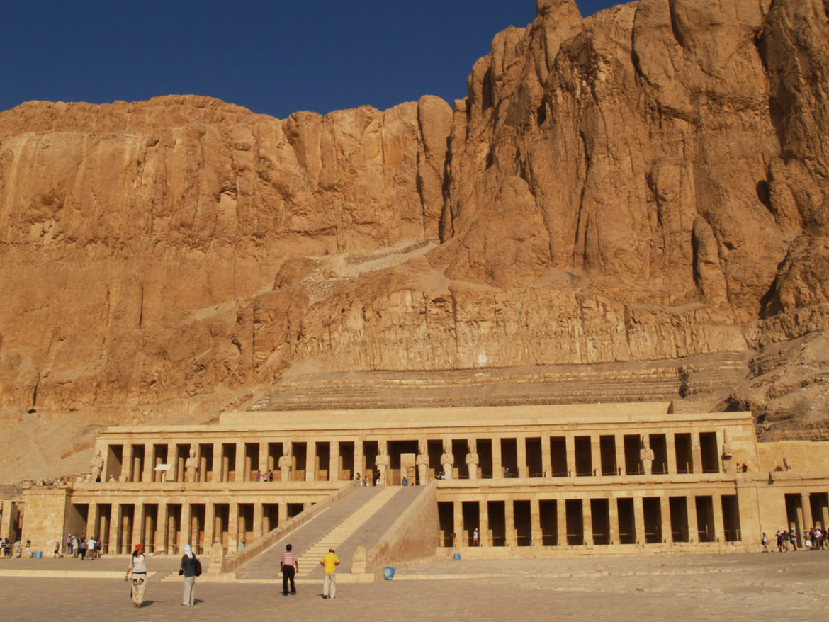Hatshepsut, la reina que intentaron borrar de la Historia